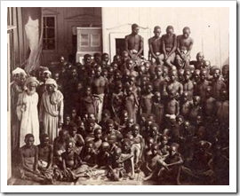 Arabs and their slaves [Photo: WikiIslam]